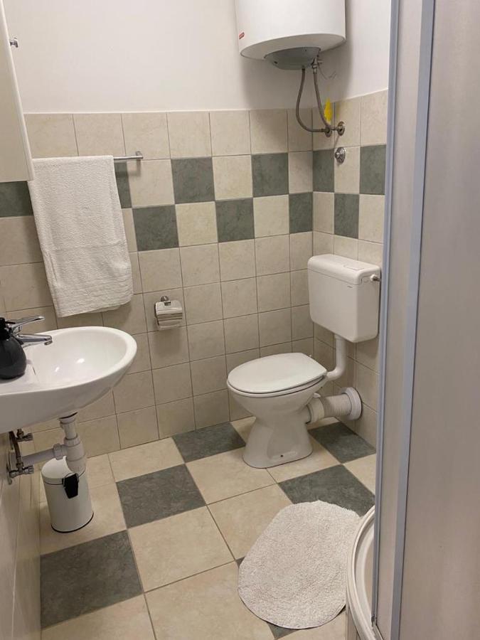 Apartment Vucica Sevid Eksteriør bilde